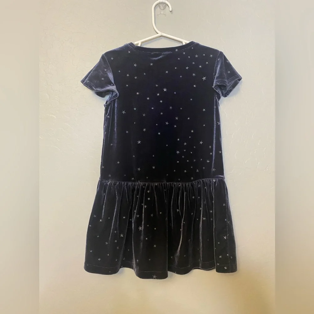 ⭐️Gap Kids short sleeve navy velvet drop waist dress with silver stars size xs